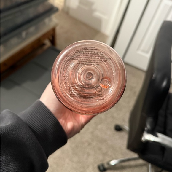 Brita 26oz Blush Pink Plastic Water Bottle With Filter - Picture 3 of 5